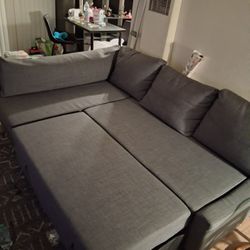 Big Pullout Couch