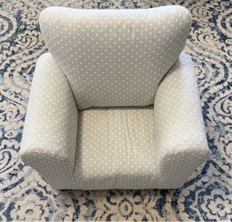 Kids cushion chair