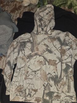 Hollister sweater