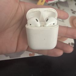 Airpods 