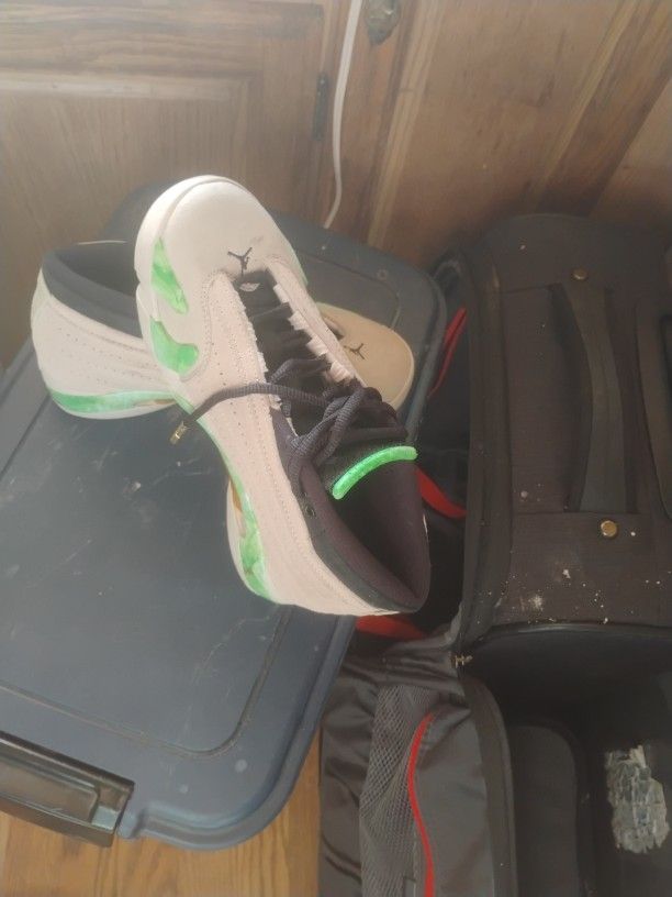 Jordan's / Retro XlV