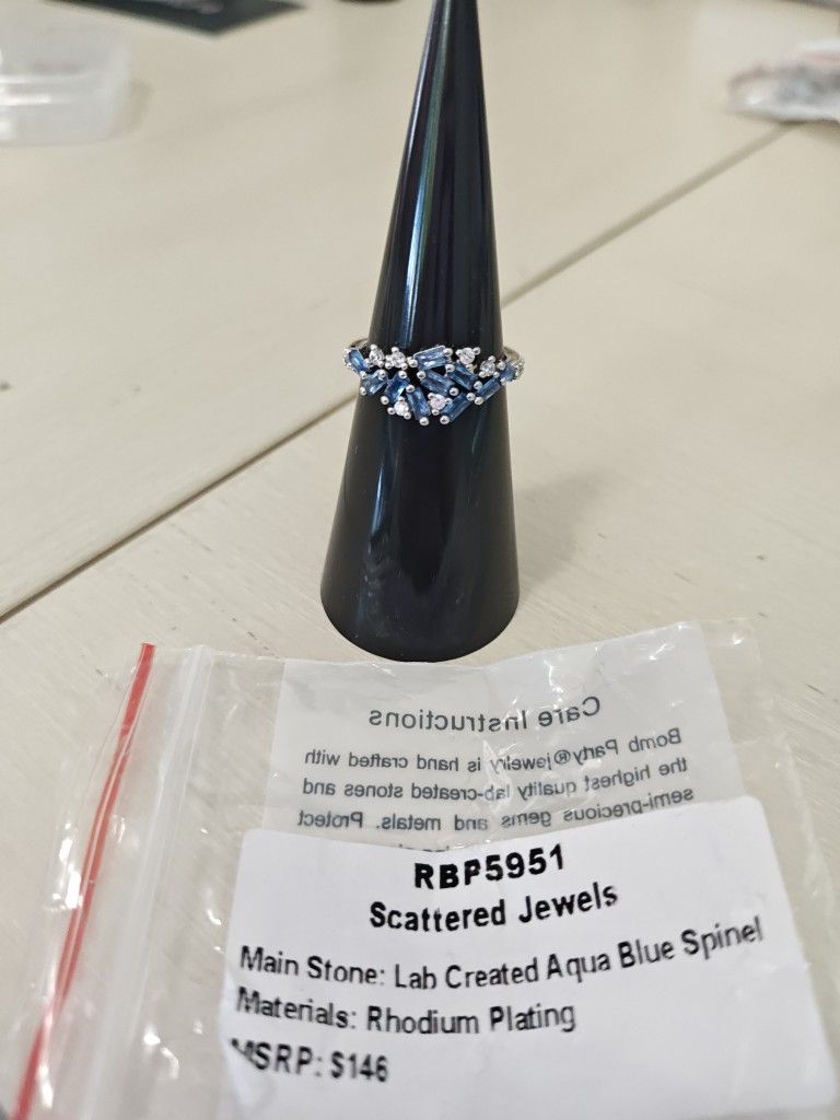 AQUA blue Spinel And Diamond CZ Bomp Party Ring Size 6