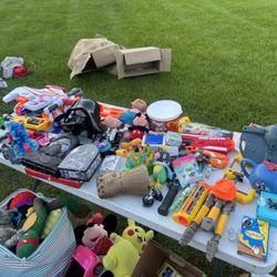 ONE DOLLAR YARD SALE!!