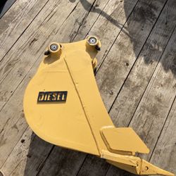 12” Excavator Bucket 35-45 Series