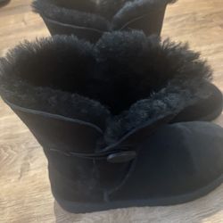 UGG Black Women’s Boots.  Size 8