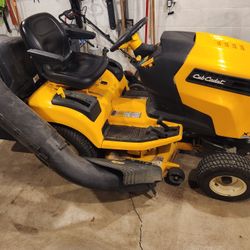 Cub Cadet Lawn Tractor 25hp With Loader