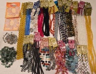Lot (AM) of Assorted Bead Strands