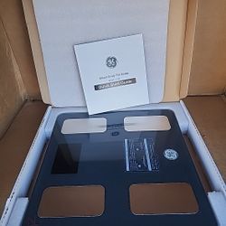GE CS10G 8-Electrode Body Fat Scale Max 396 lb/ 180 kg