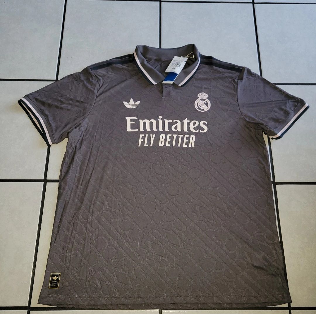 Size 2XL - Adidas Real Madrid 24/25 Authentic Soccer Third Jersey | IY1761