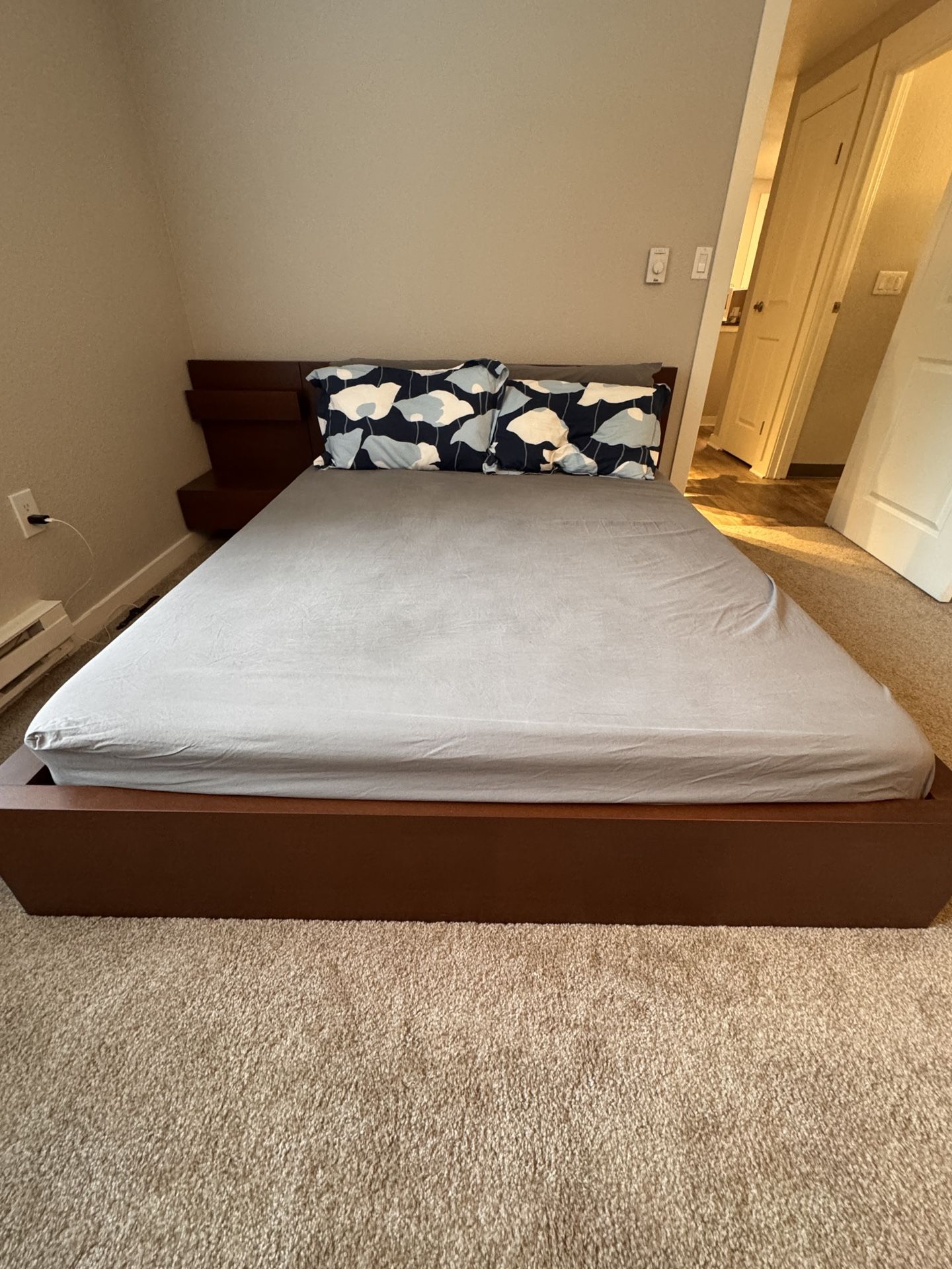 ABROTTEN Mattress Queen 