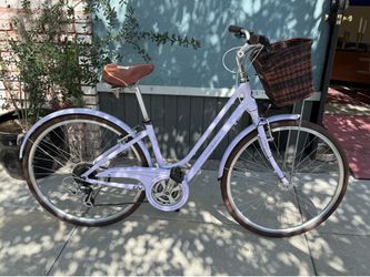 Liv Flourish Lavender Cruiser Bike by Giant
