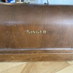 Singer Sewing Machine