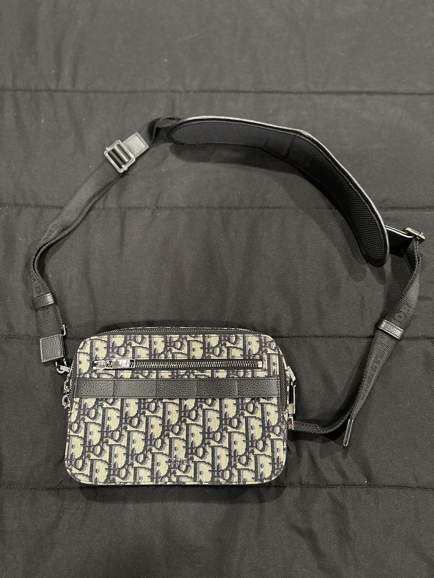 Dior Safari Bag With Strap for Sale in Chino Hills, CA - OfferUp Dior Safari Bag With Strap for Sale in Chino Hills, CA - OfferUp