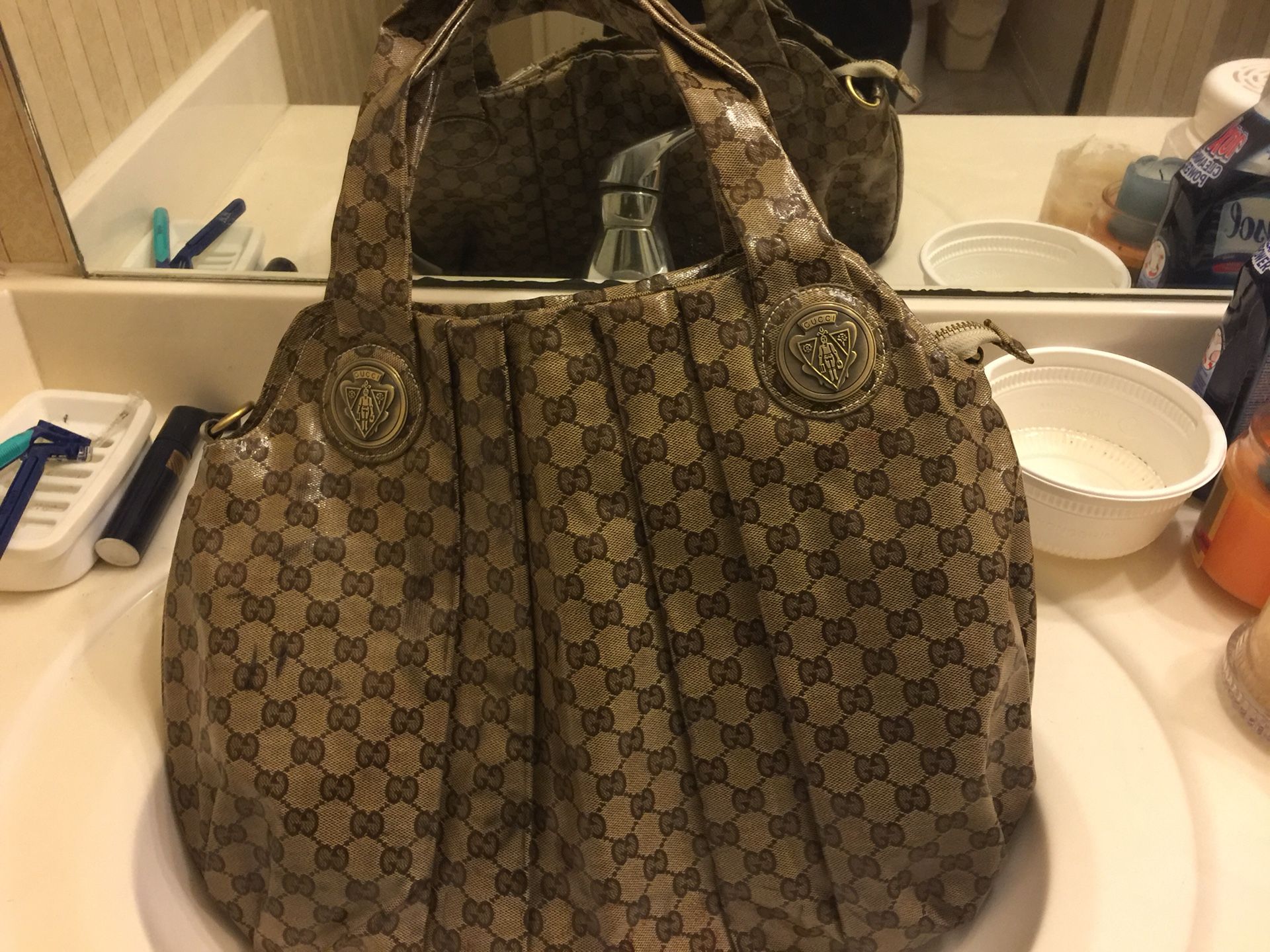 Gucci tote