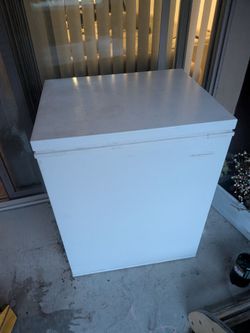 Deep freezer