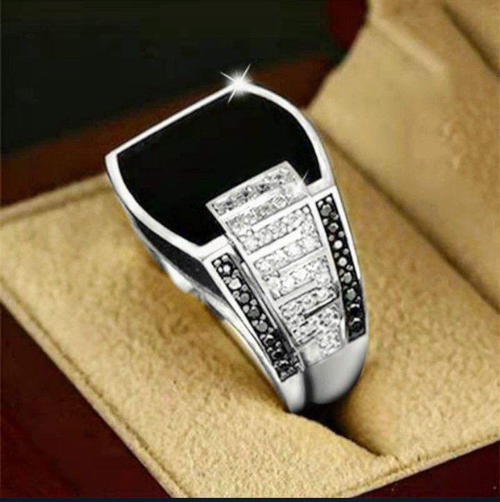 Man's black and diamond silver ring size 10