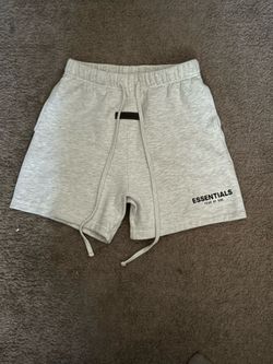 Light oatmeal essentials shorts size extra small