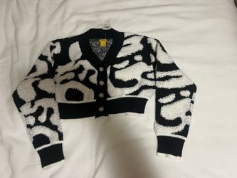 Black & White Cropped Button Up Sweater Large New With Tag
