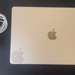 Laptop Apple, MacBook Air, Año 2024