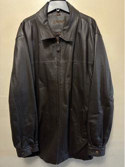 (PRICE FIRM) St. John's Bay Brown Leather Jacket Size XL