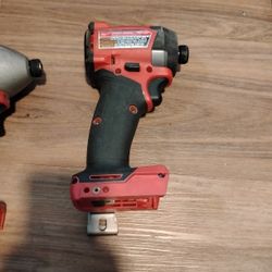 Milwaukee Impact Driver 