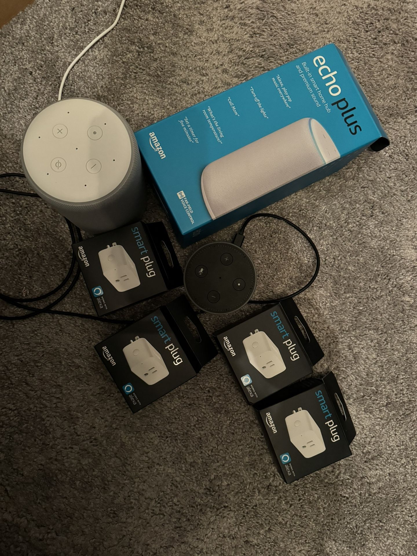 Echo Plus, Echo Dot, Alexa Plugs