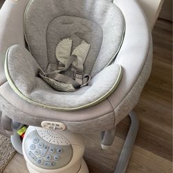 Graco baby swing