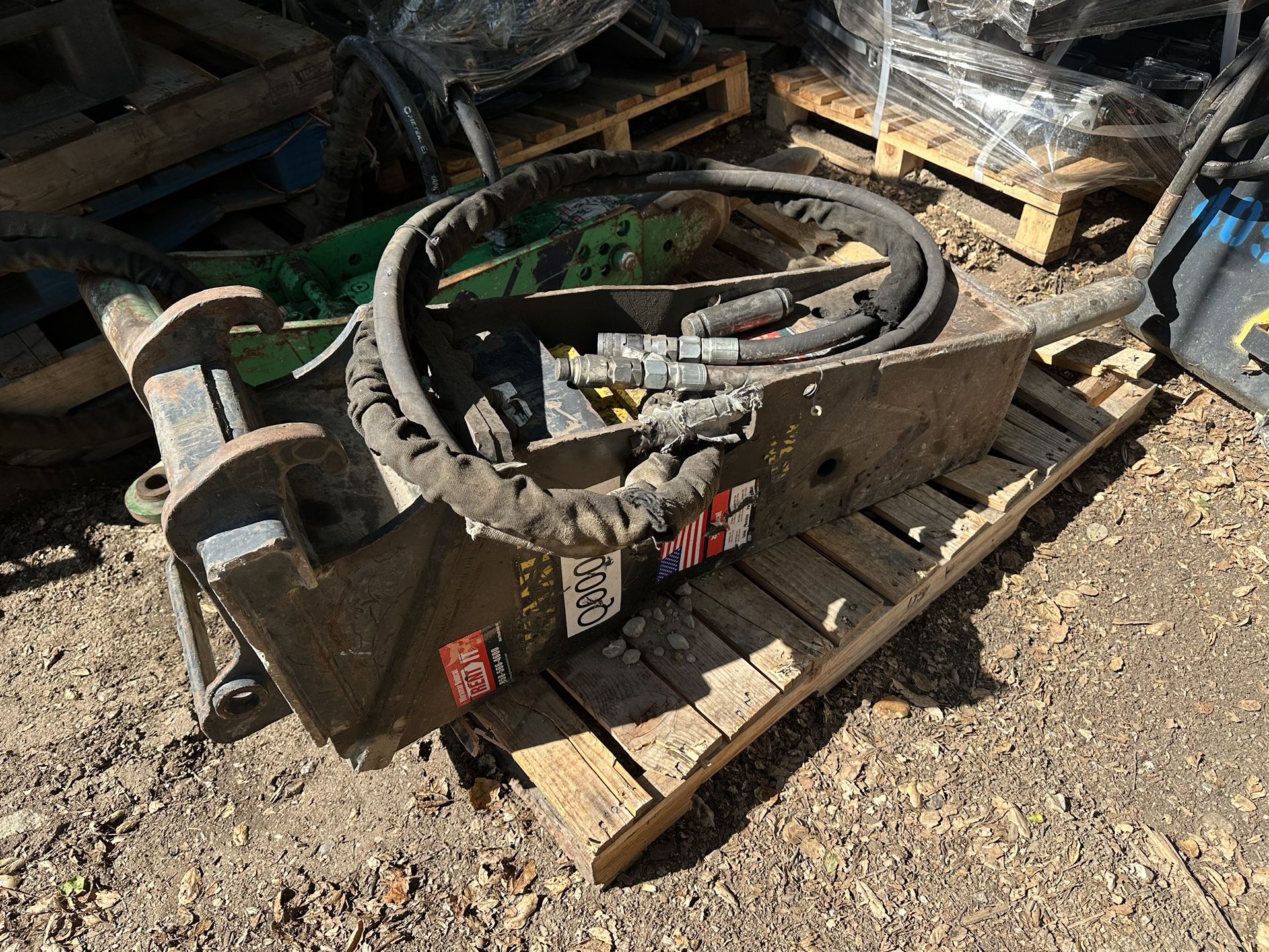 Bobcat Xchange Mini Excavator Breaker Concrete Jackhammer 