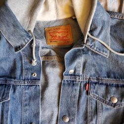 *New* LEVIS Denim Hoodie Relaxed Size 3xl $30
