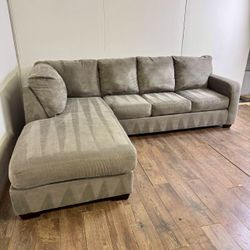 Ashley HomeStores Zella L-Shape Sectional Sofa with Left Chaise