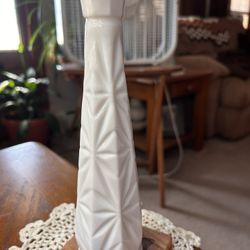 Vintage Milk Glass Flower Bud Vase with Starburst Quilt Pattern, 1960's Mid Century 9" White Deep Cut Design, Cottagecore Farmhouse