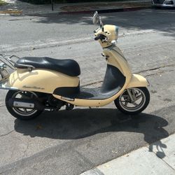 Lance Havana Classic125cc Scooter