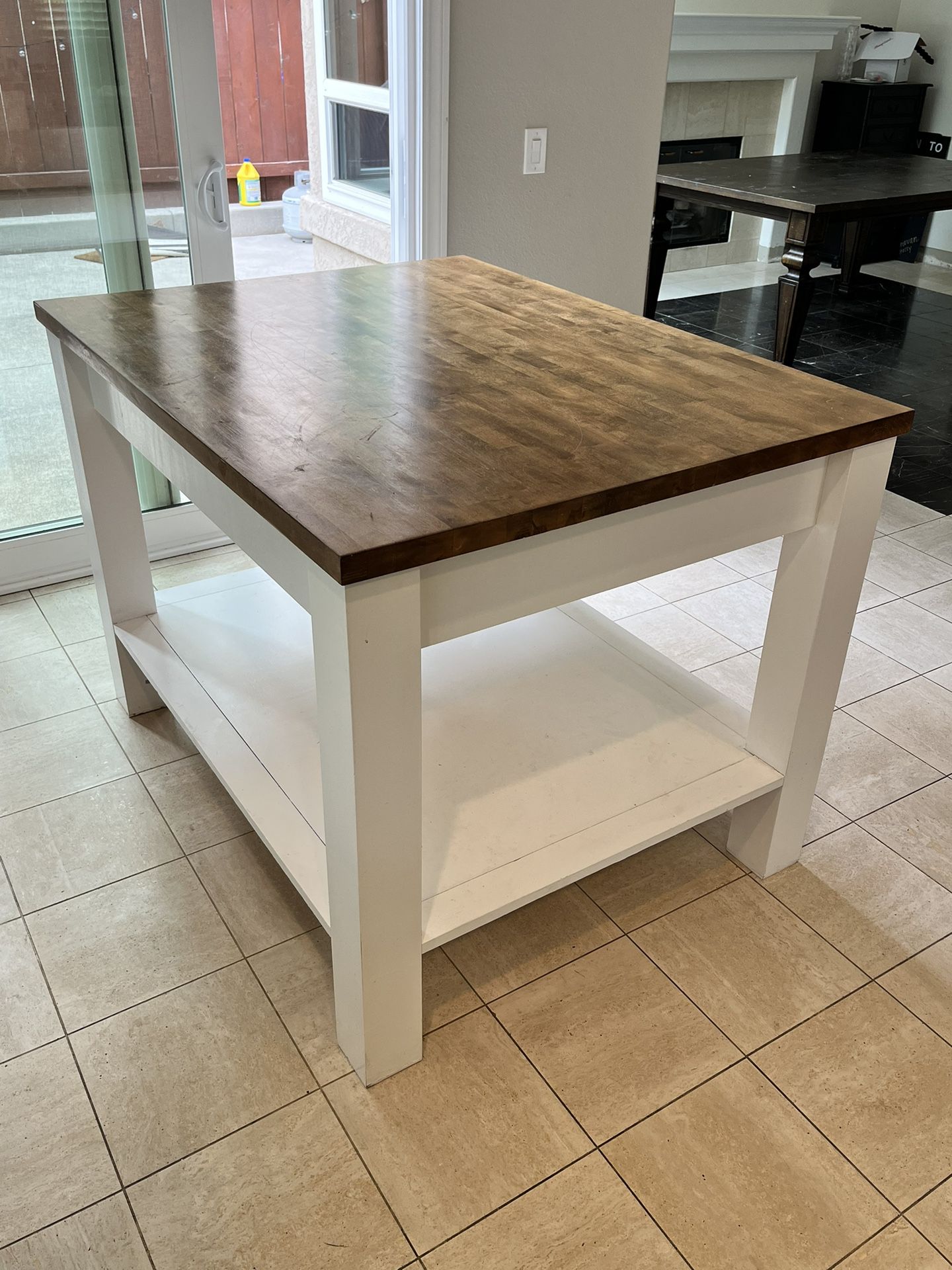 Kitchen Island - Table - Counter