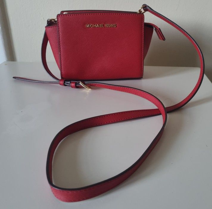 Michael Kors Selma Mini Saffiano Leather Red Crossbody bag