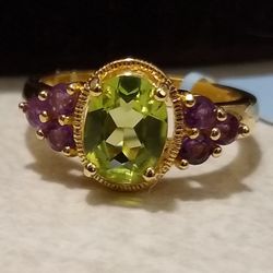 Genuine Peridot Amethyst 🍇🆕 18k Yellow Gold Valentine's Day Ring 💍 Size 6! 💕