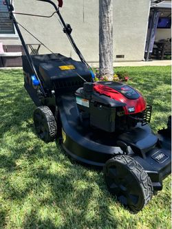Toro self propelled lawn mower