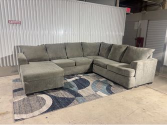 Gray Sectional Couch (Free Delivery)🚚