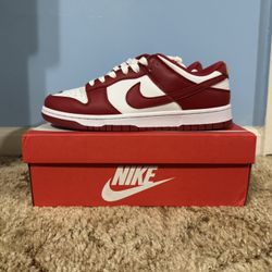 Nike dunk Lows USC, Red, Size 10 Mens