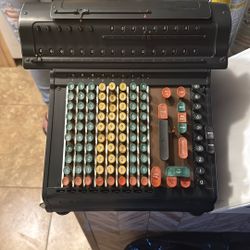 Exspensive & RARE VINTAGE ANTIQUE MARCHANT ACRM ROTARY CALCULATOR 