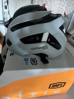 100% Altis Gravel Helmet