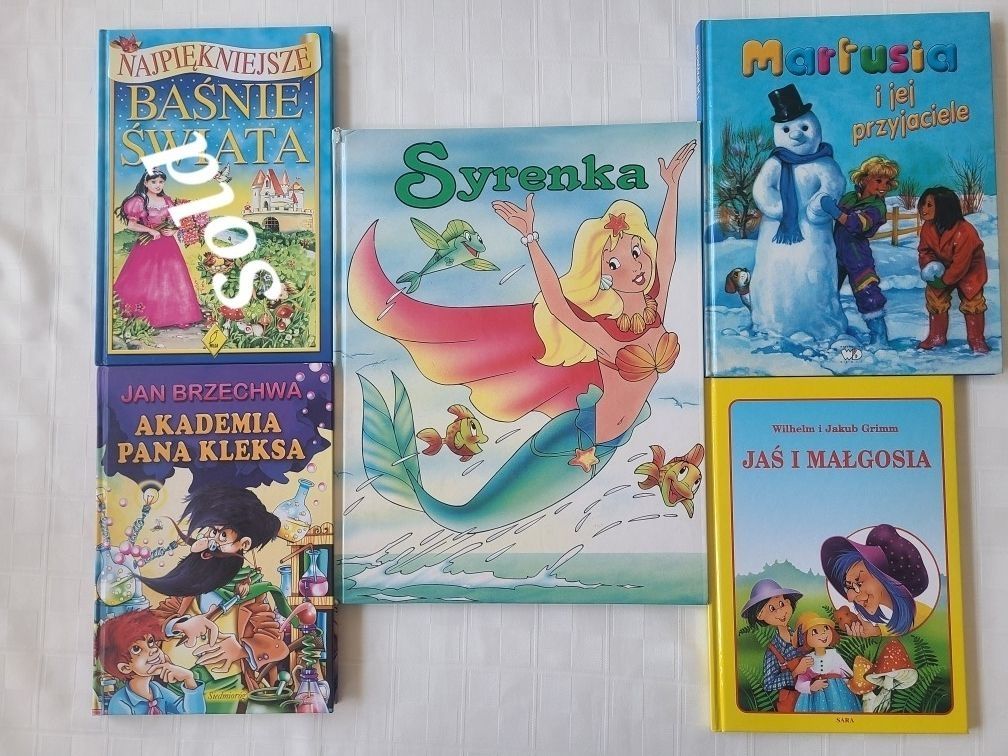 Many Polish Books, Disney Classics, Akademia Pana Kleksa, Miś Uszatek, Reksio, Jaś i Małgosia, Geaografia Świata, Encyclopedia Zwierząt, Martusia,