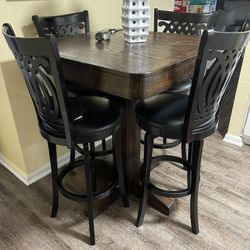 Kitchen table 4 chair 