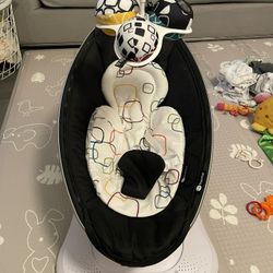 4moms MamaRoo Baby Swing