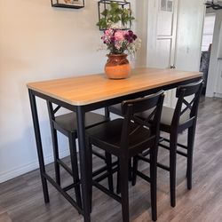 Dining table with high chairs