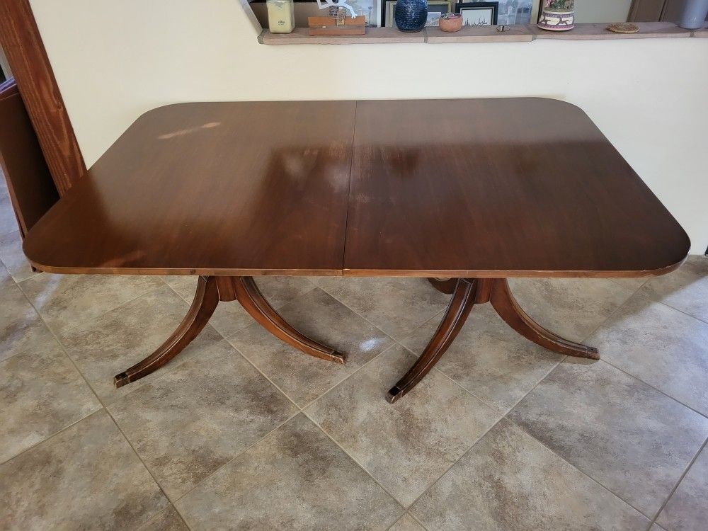 Antique Duncan Phyfe Mahogony Dining Table In Tucson