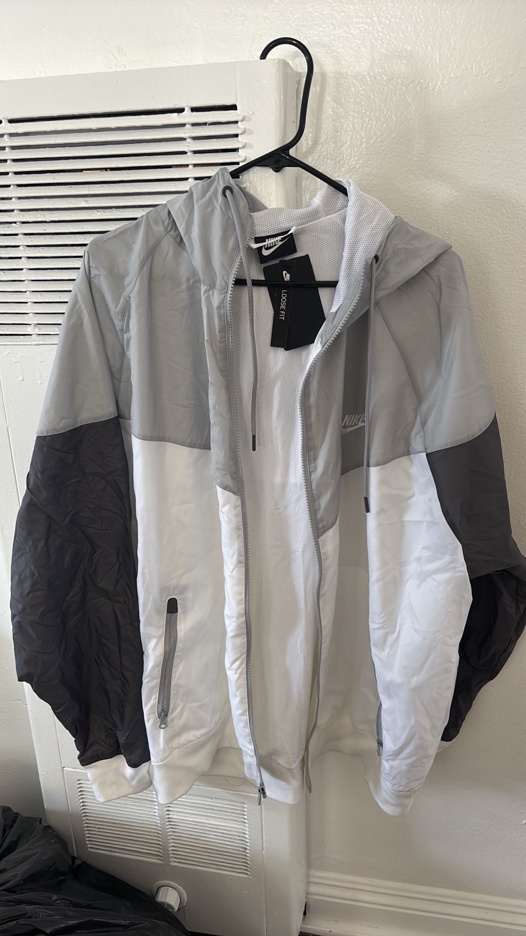 Nike windbreaker XXL new