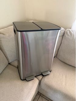 Trash can