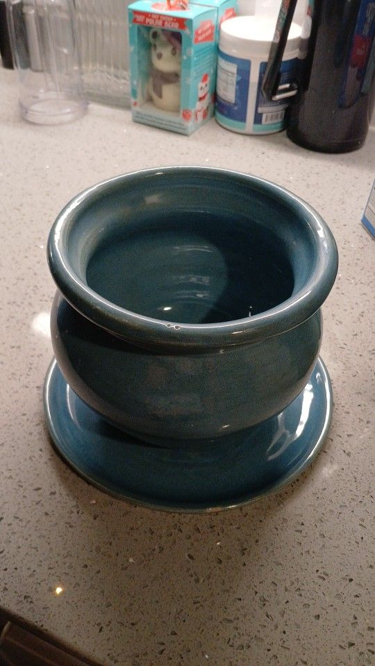Handmade ceramic plant pot