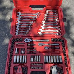 Craftsman Mechanic Tool Set