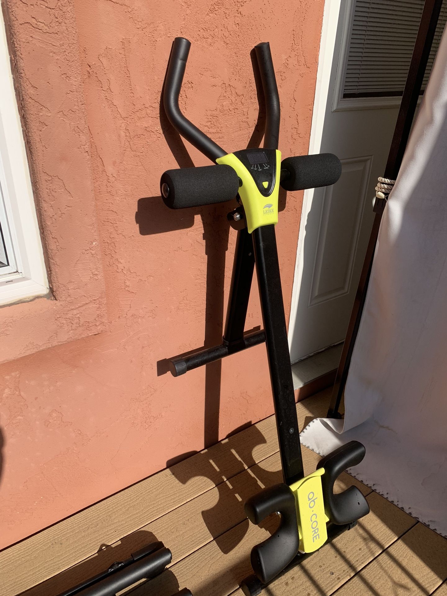 Leike Fitness - Ab Core Machine